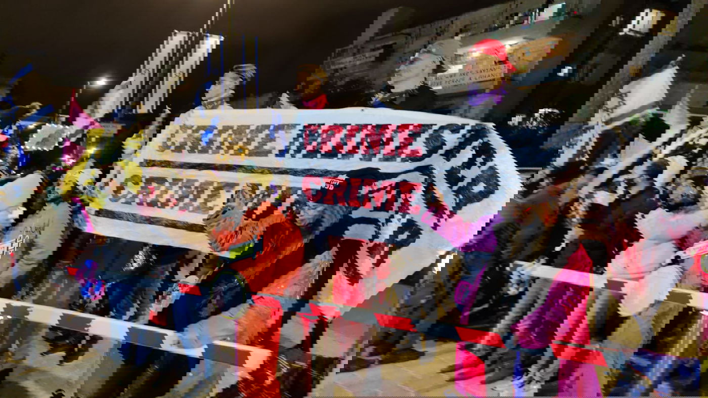 עשרות הפגינו בסמוך לבית הנשיא; תיעוד