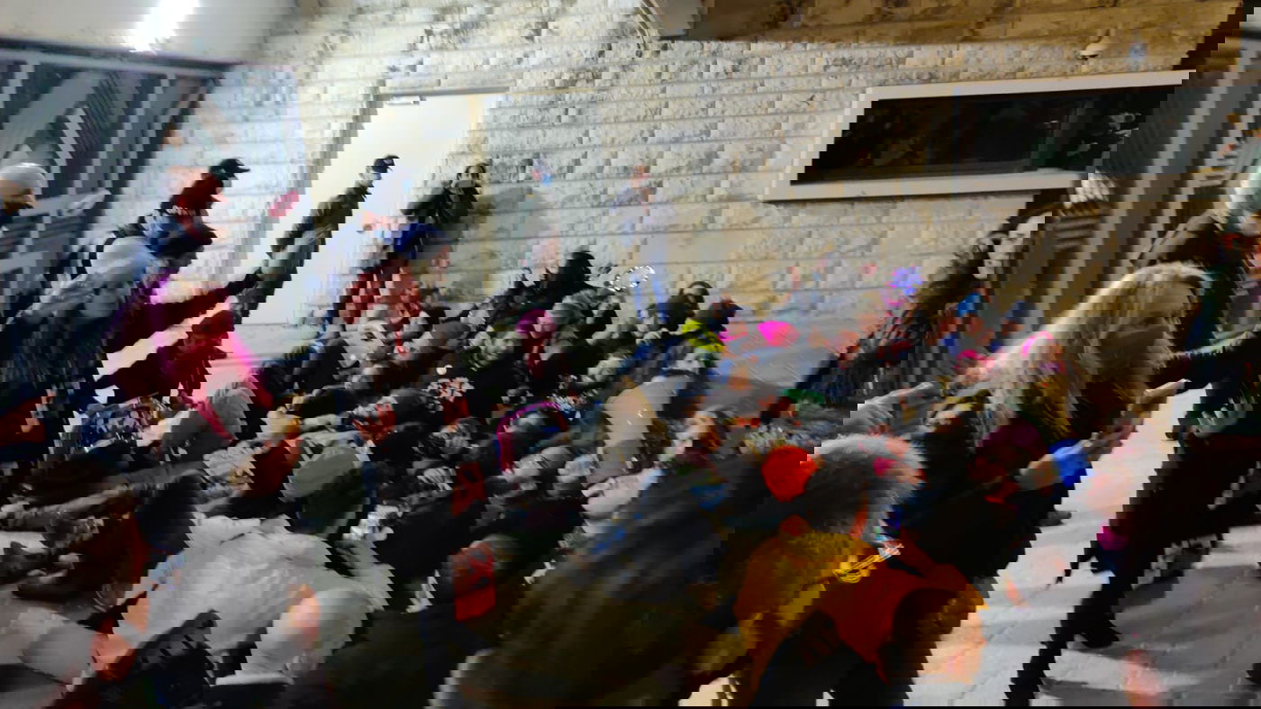 עשרות הפגינו בסמוך לבית הנשיא; תיעוד