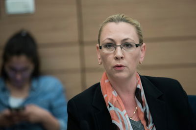 יוליה מלינובסקי