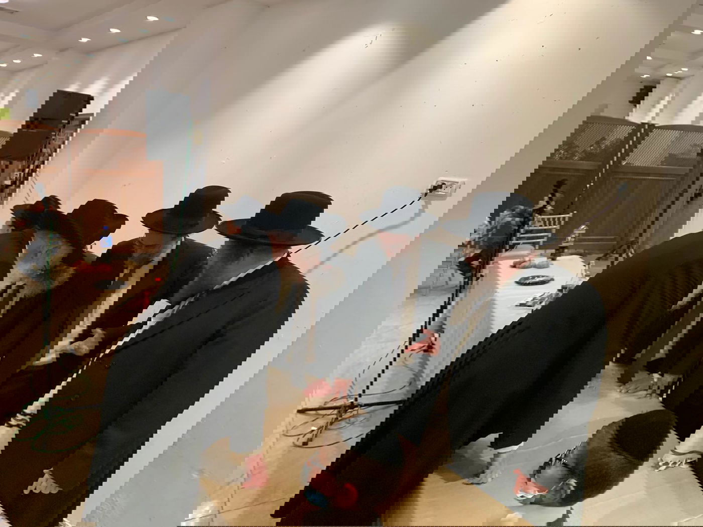 הרב משה לנדא בבר מצווה של הגר"מ שפירא, שנערכה בסוף השבוע האחרון