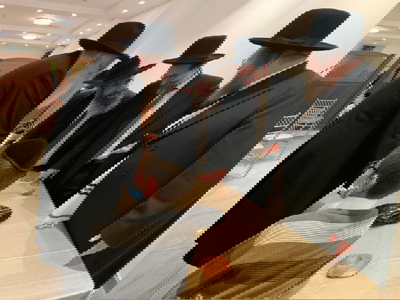 הרב משה לנדא בבר מצווה של הגר"מ שפירא, שנערכה בסוף השבוע האחרון