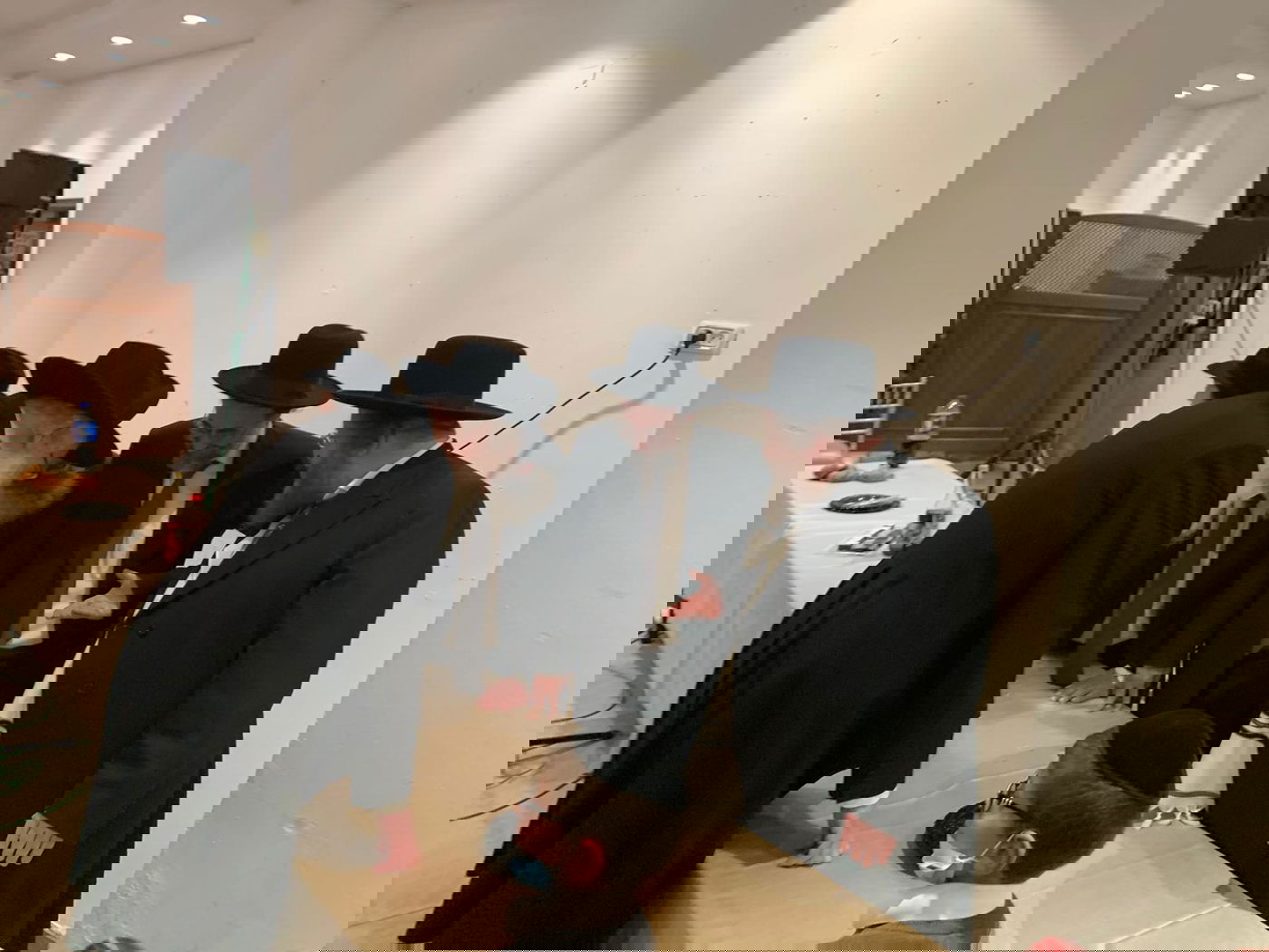 הרב משה לנדא בבר מצווה של הגר"מ שפירא, שנערכה בסוף השבוע האחרון