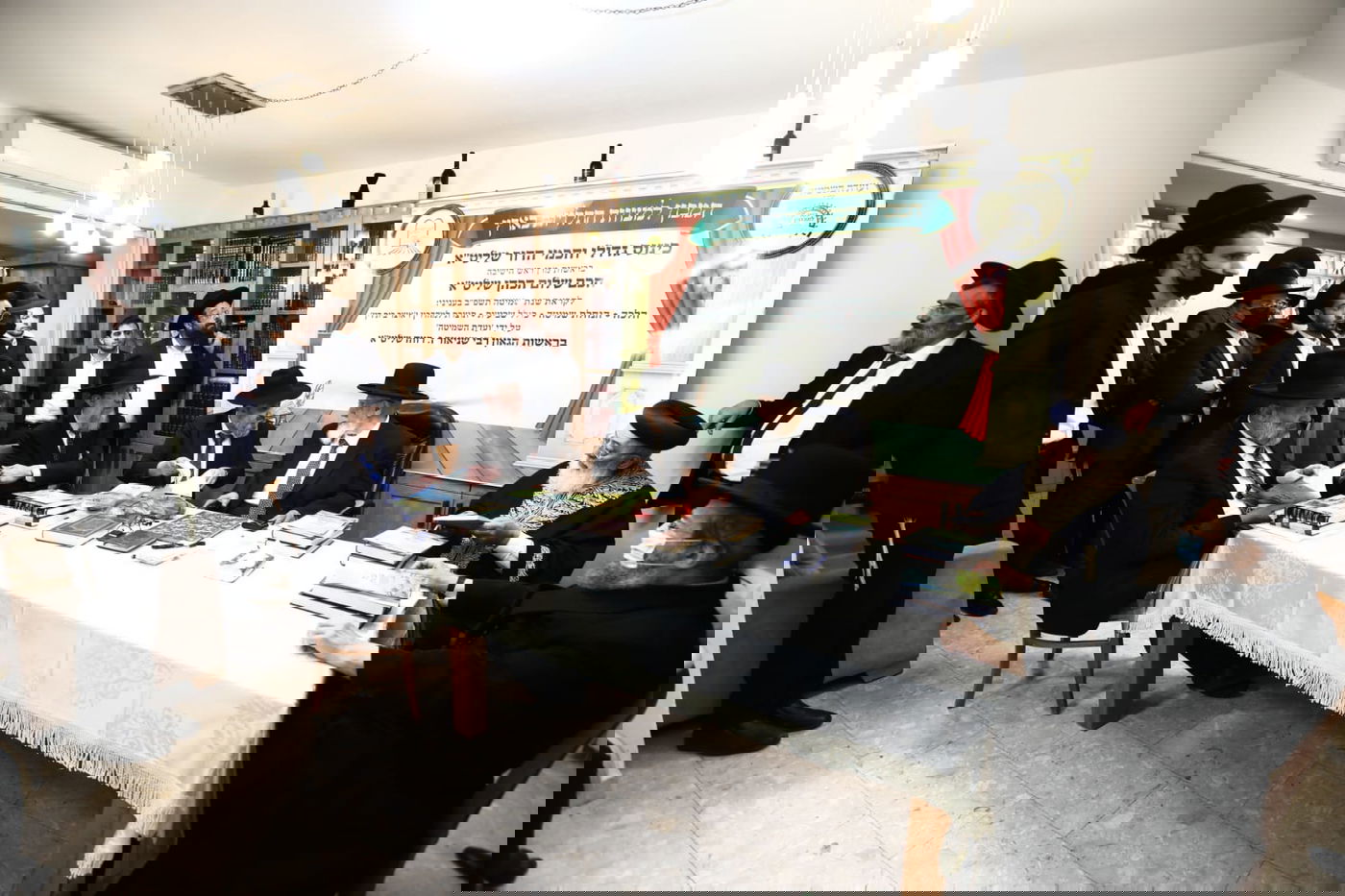 המכון למצוות התלויות בארץ בכינוס היסטורי עם נשיא מועצת חכמי התורה