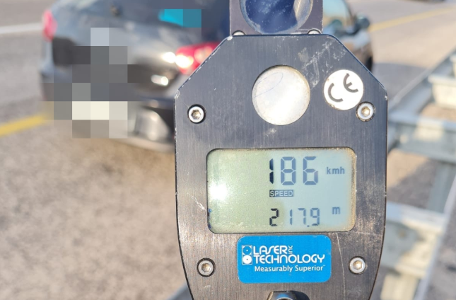 נהג נתפס שועט במהירות של 186 קמ"ש