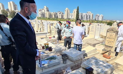 הזיכרון האישי של סגן השר אורי מקלב; צפו