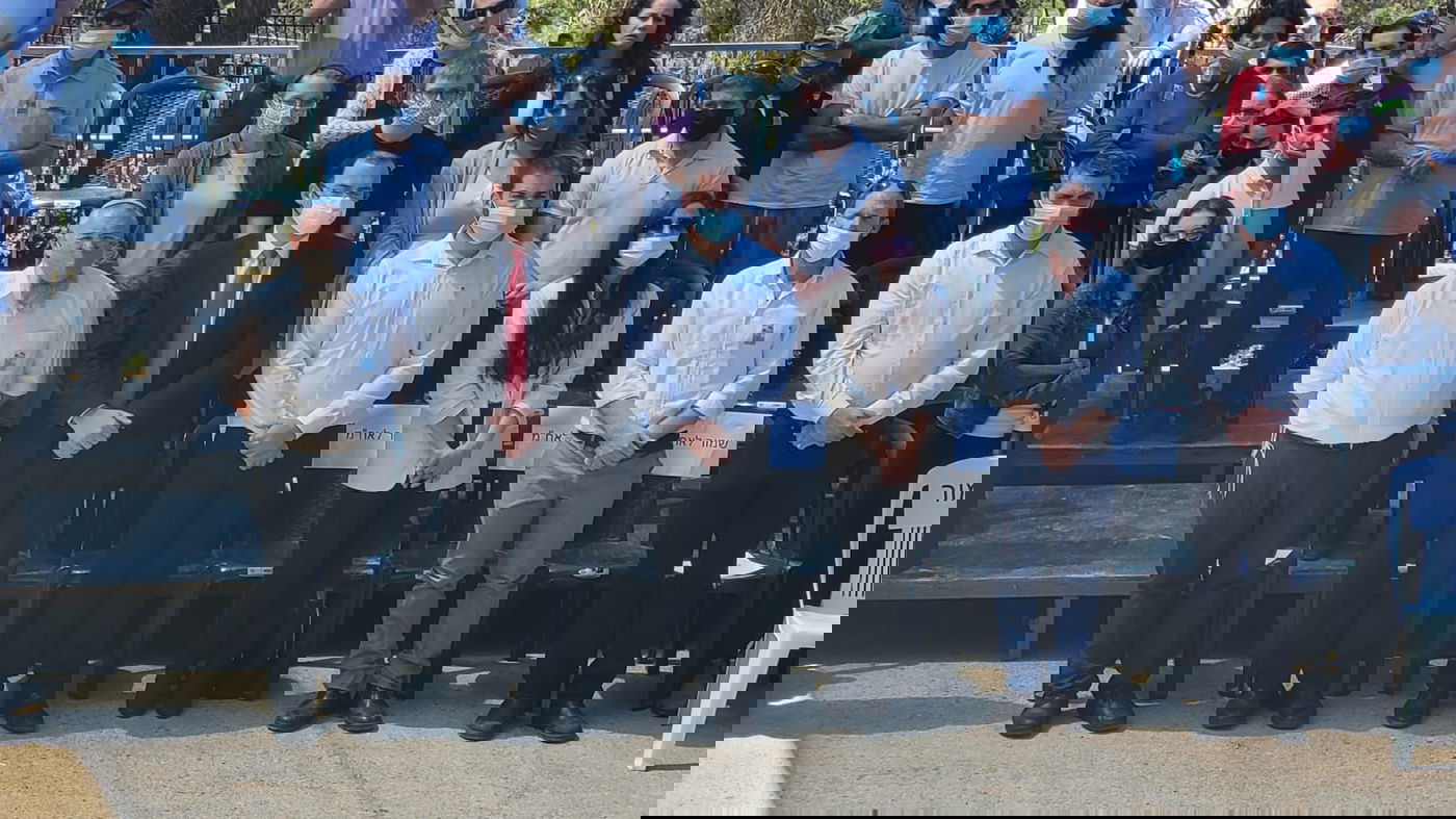 ביקרה במקום בו נפל אחיה - אחרי 73 שנים