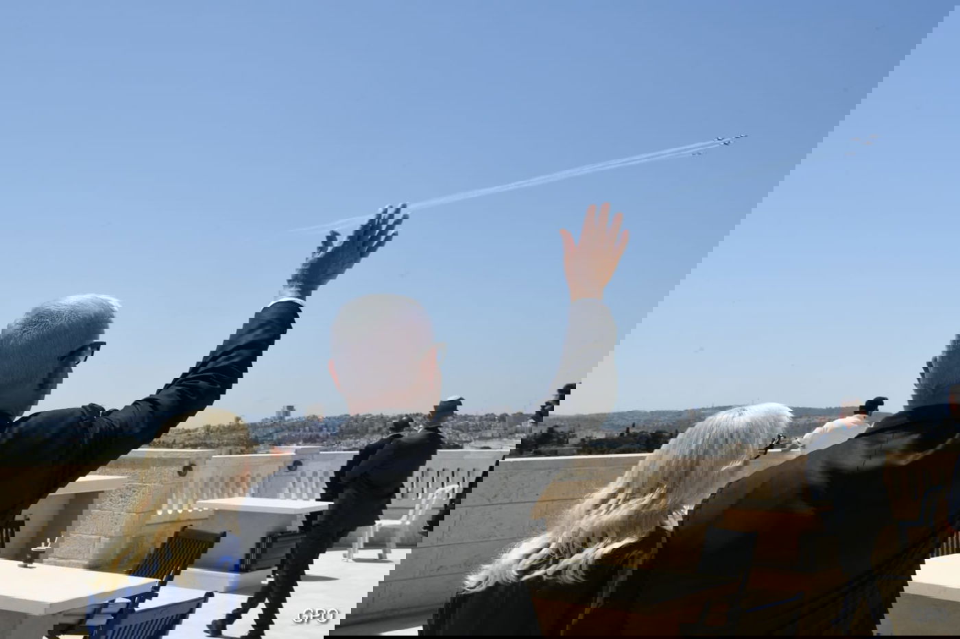 כך בנימין ושרה נתניהו צפו במטס • תיעוד