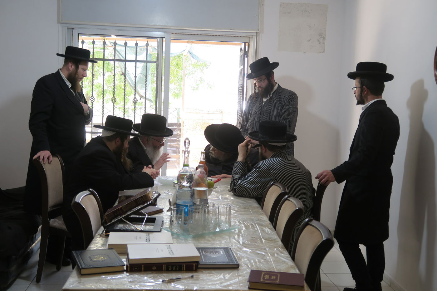 האדמו"ר מתולדות אברהם יצחק ביקר את רב העיר ביתר עילית