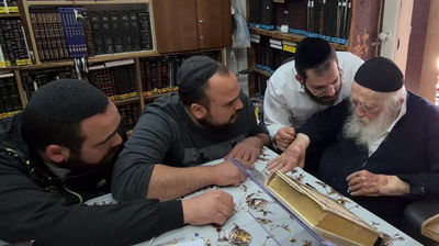 מרן הגר"ח קנייבסקי לאחי הצעיר שניסה לשים קץ לחייו: תלמדו מסכת מכות