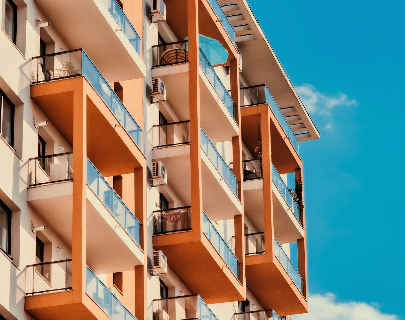 שוכרים או קונים דירה? כך מנסים לעבוד עליכם - עוד לפני שראיתם את הנכס