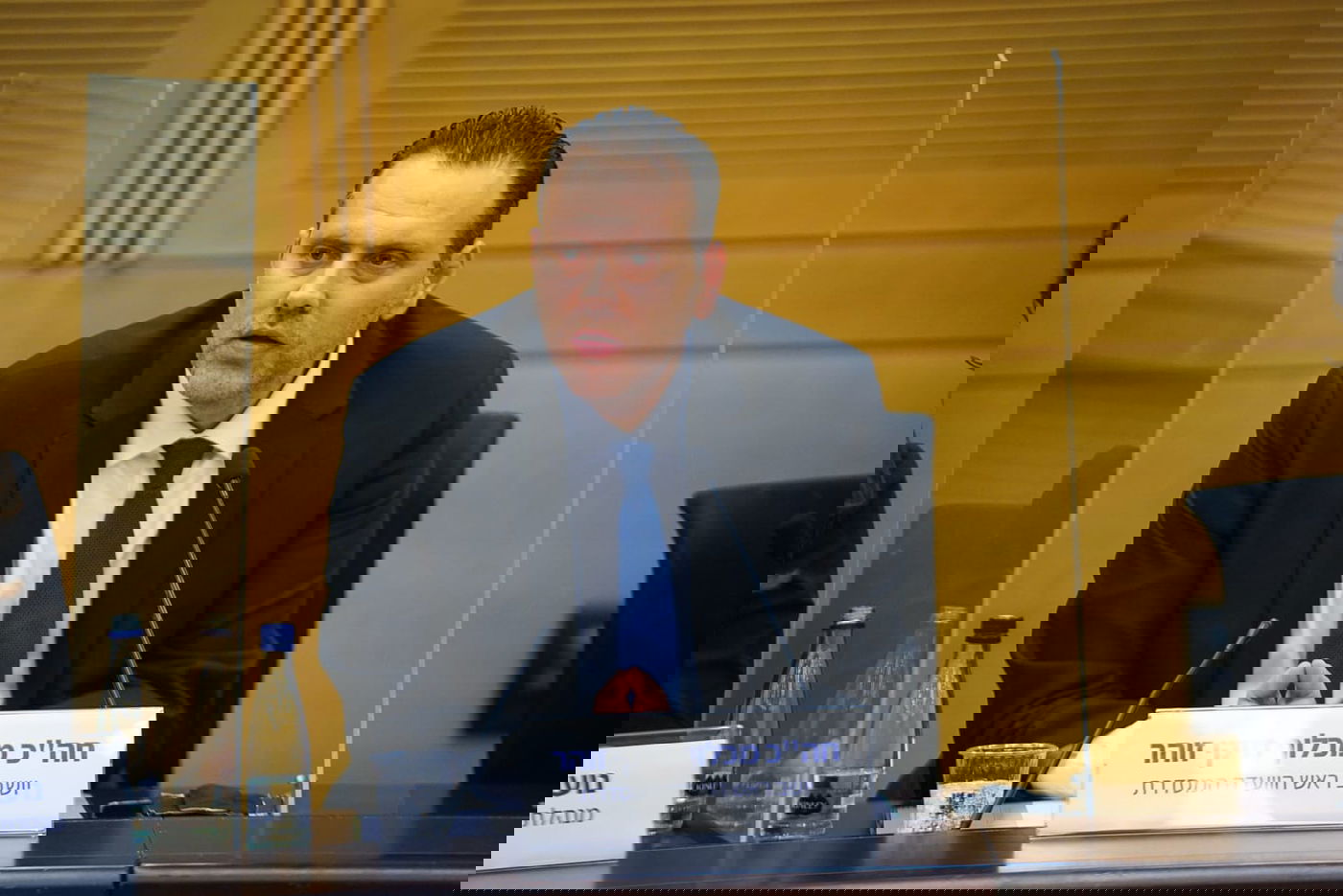 מיקי זוהר, הערב