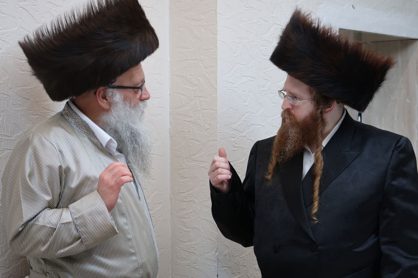 לצורך מנוחה: הרבי משומרי אמונים שבת בירושלים