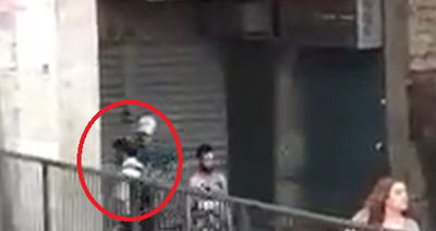 ערבי שפך קפה רותח על יהודי עובר אורח • צפו