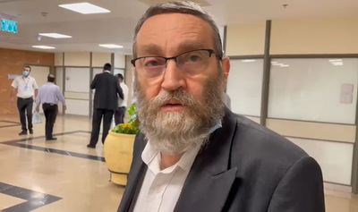 גפני מפתיע: 'הולכים אחרי נתניהו גם במחיר של אופוזיציה'