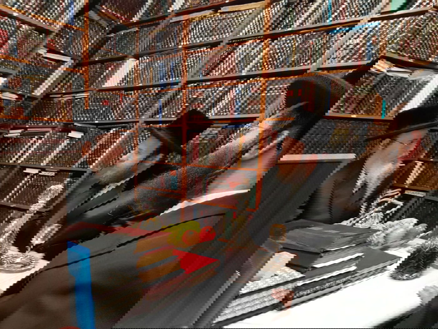 לראשונה מהכתרתו: אב"ד ויז'ניץ בביקור בלונדון