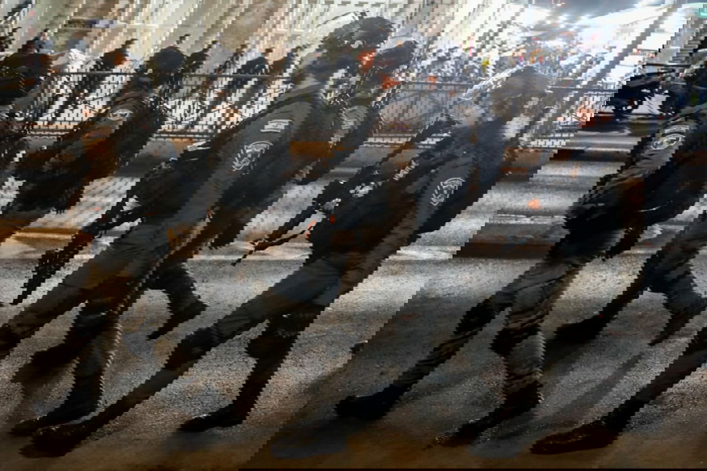 שוטרים באזור שער שכם, אמש