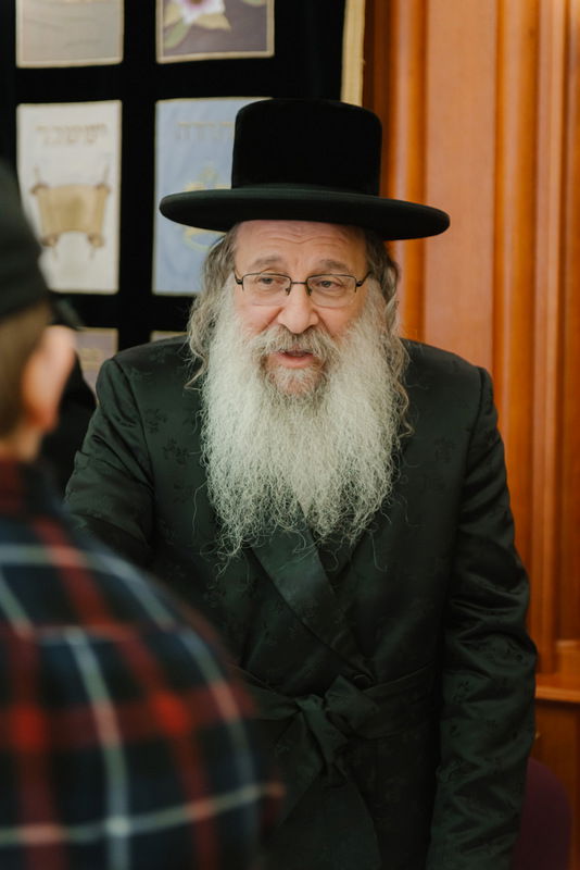 האדמו"ר העלה זיכרונות והתרגש מהילדים הרוסים