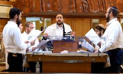 החזן מאיר אפפלדורפר ומקהלתו: 'השכיבנו'