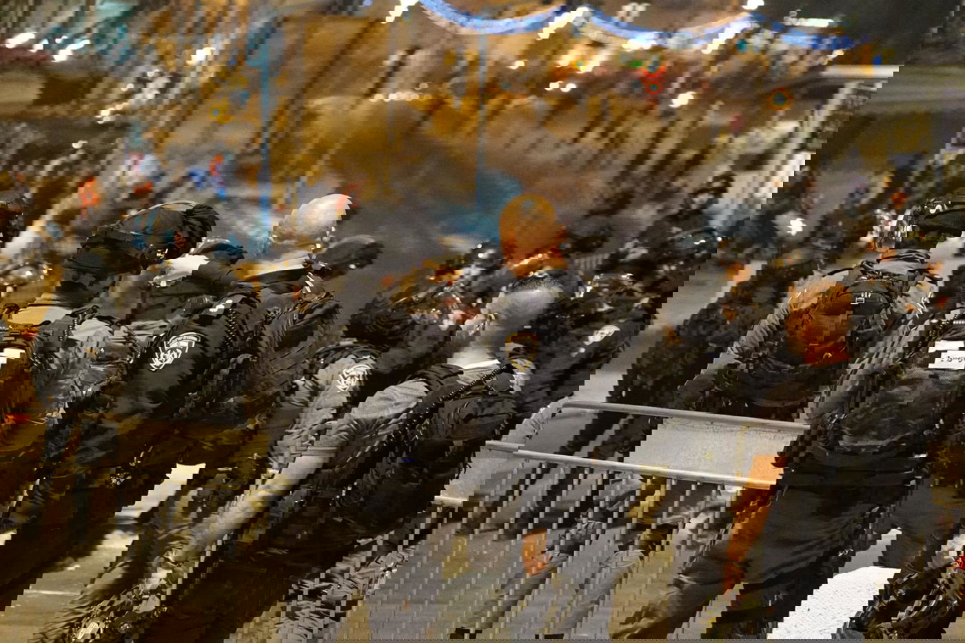 תיעוד מחריד במיוחד: לינץ' בחרדי בירושלים, מצבו קשה