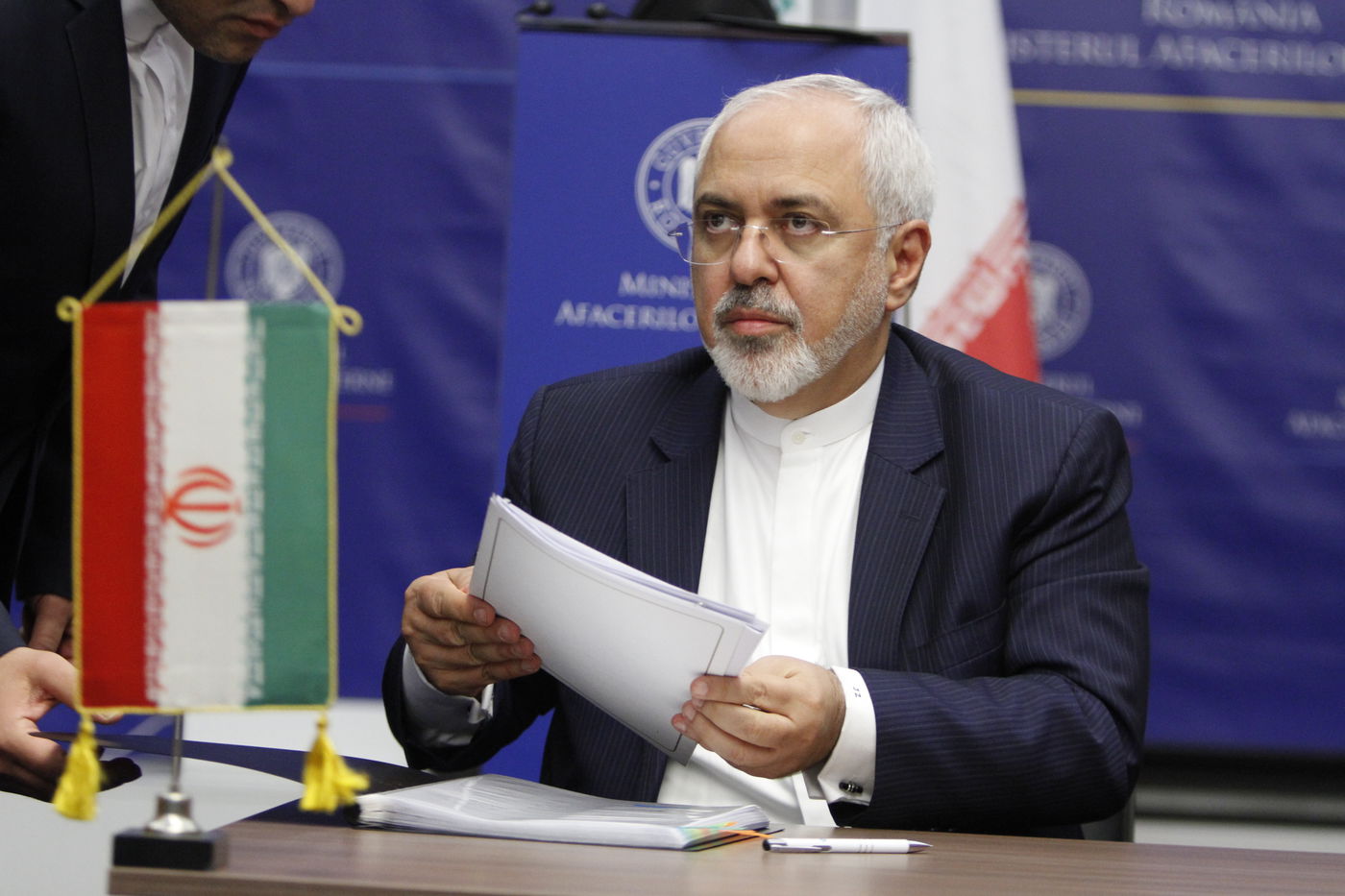 חסר תקדים: זריף הוקלט מדבר נגד השלטון