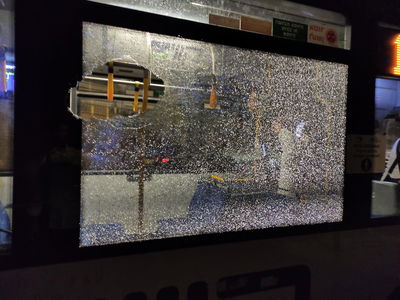 מחבלים זרקו בקבוקי תבערה על אוטובוס במודיעין עילית