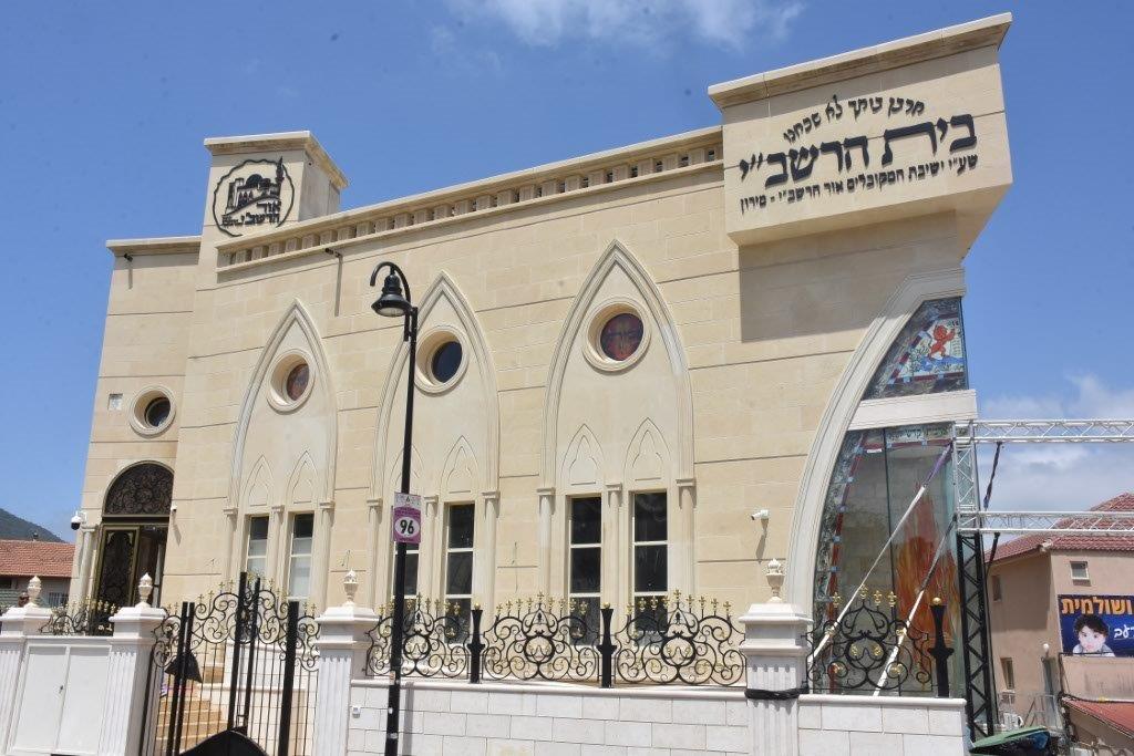 תיעוד מיוחד: ההכנות האחרונות בהר מירון