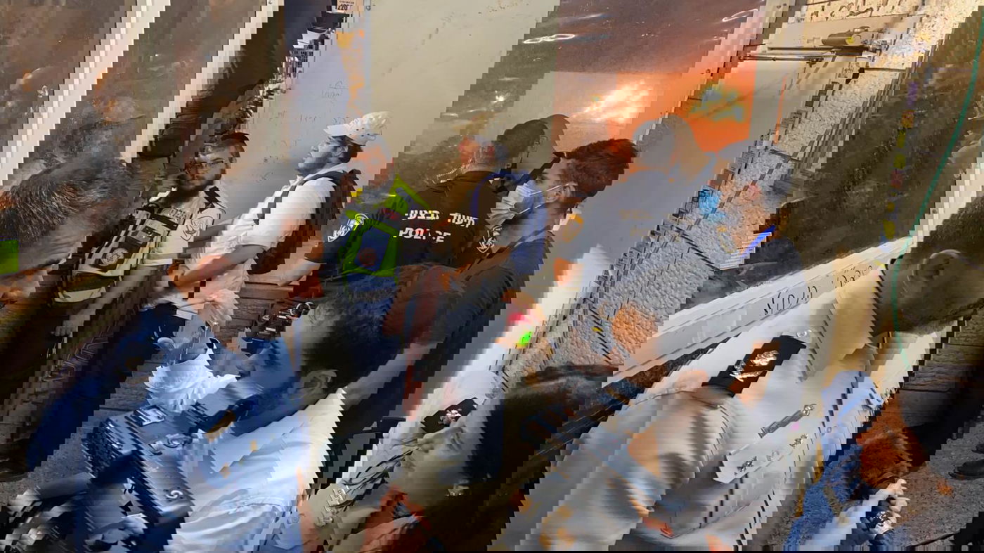 עם כתב 'כיכר השבת'