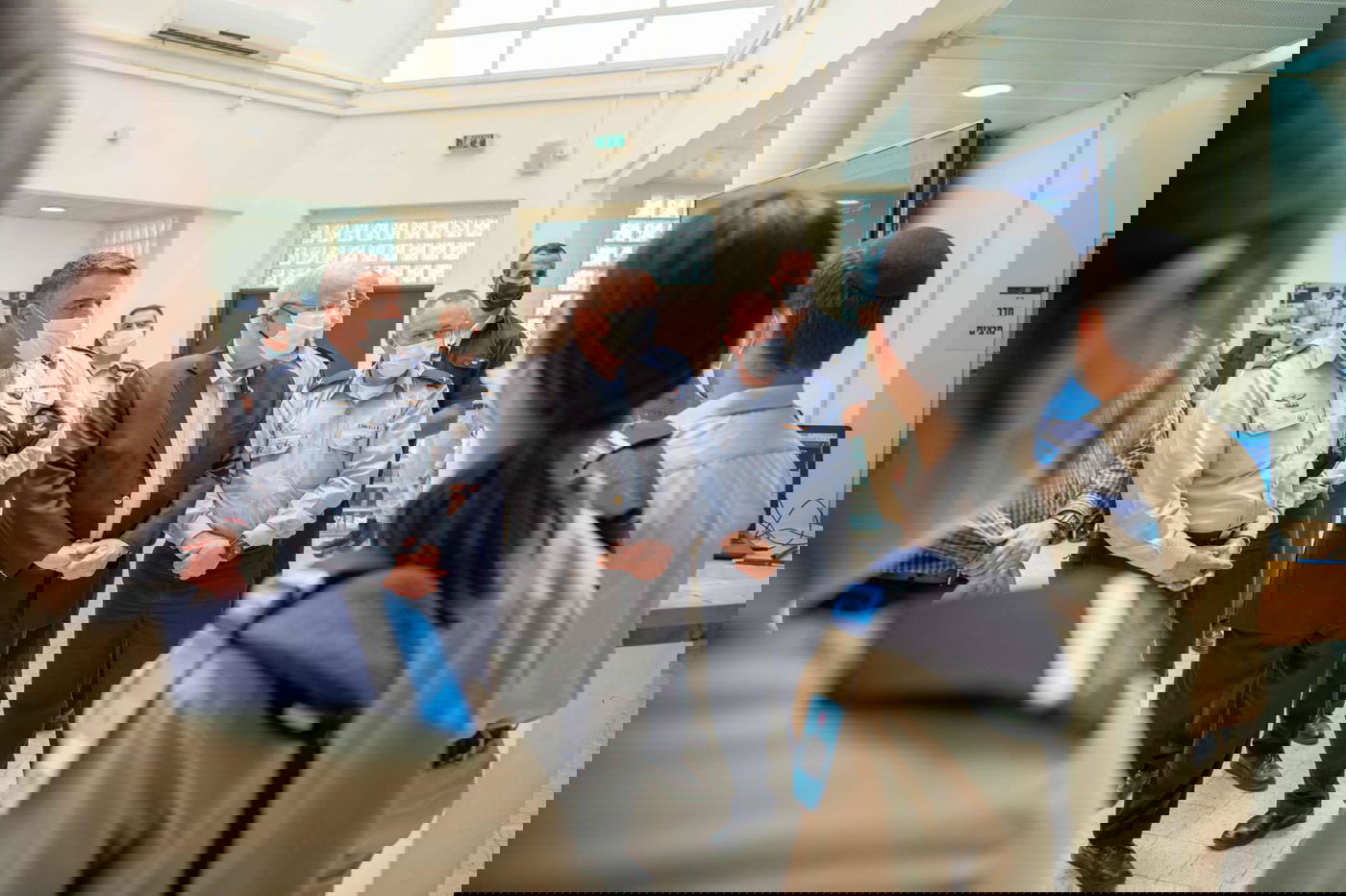 ריבלין לחרדיות העובדות בחיל האוויר: "אתן דוגמה"