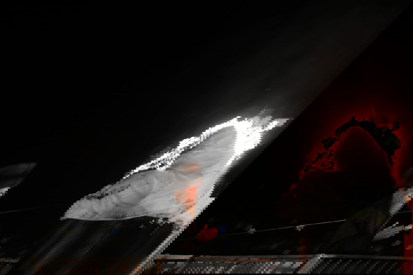 שידור חי מציון הרשב"י; מעמדי ה'הדלקות' במירון