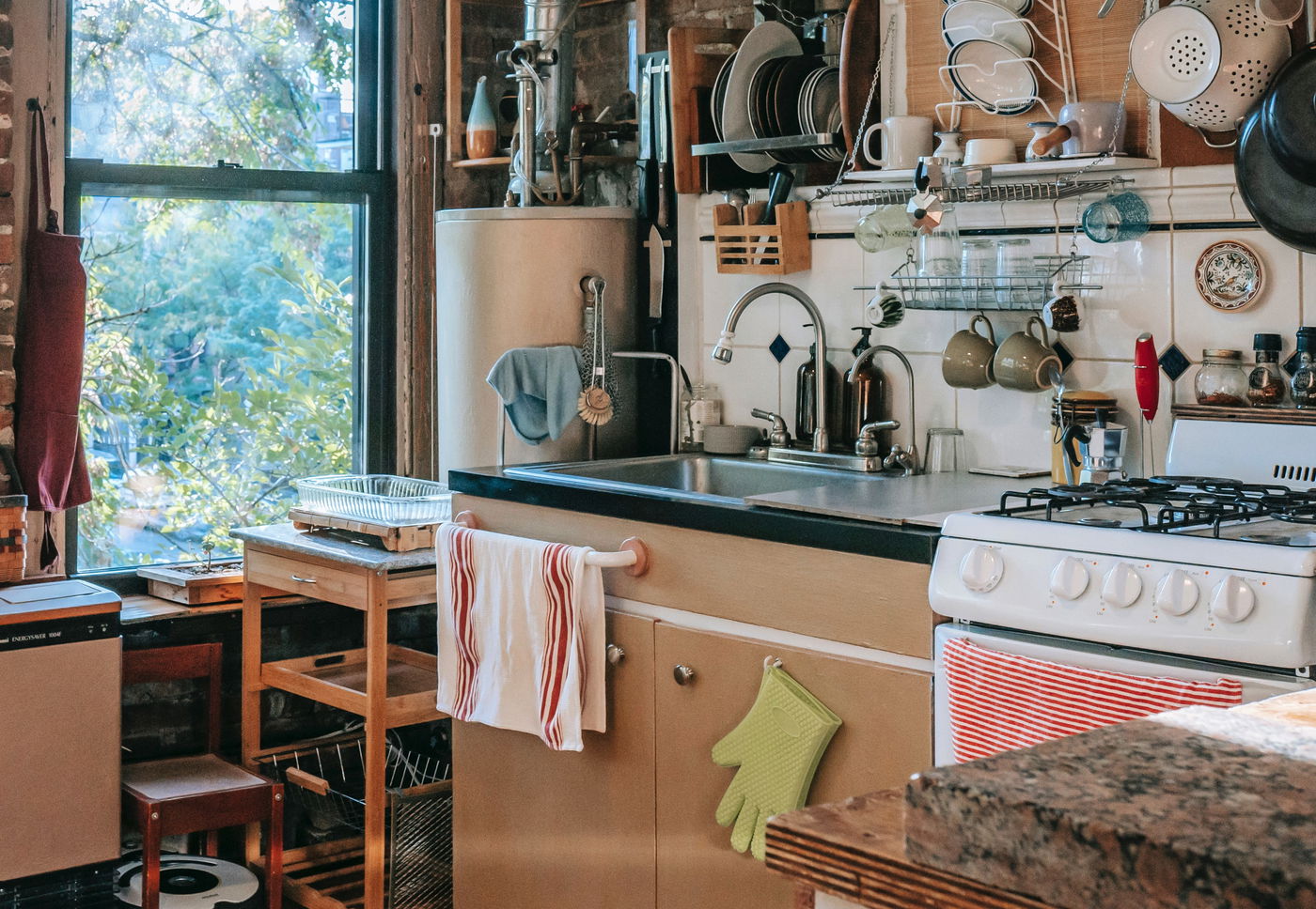 אחד הפריטים המזוהמים ביותר במטבח: המגבת