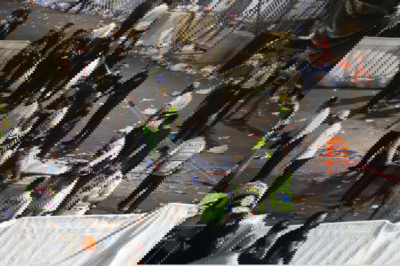 הלב שותת, ממאן להאמין: נהפך לאבל - מחולנו; אוי נא לנו