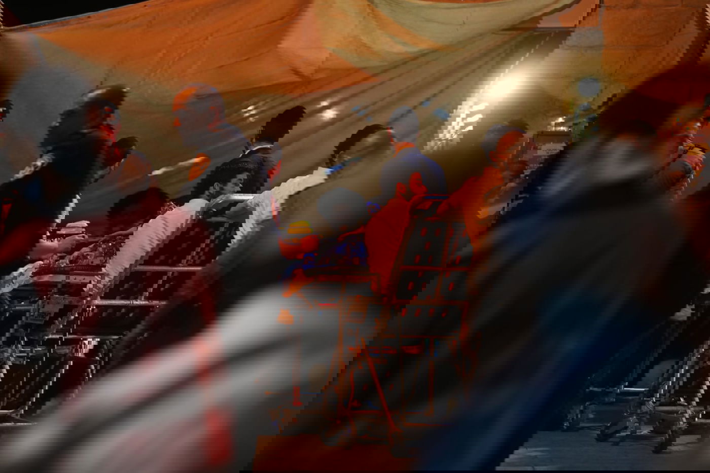 הלב שותת, ממאן להאמין: נהפך לאבל - מחולנו; אוי נא לנו