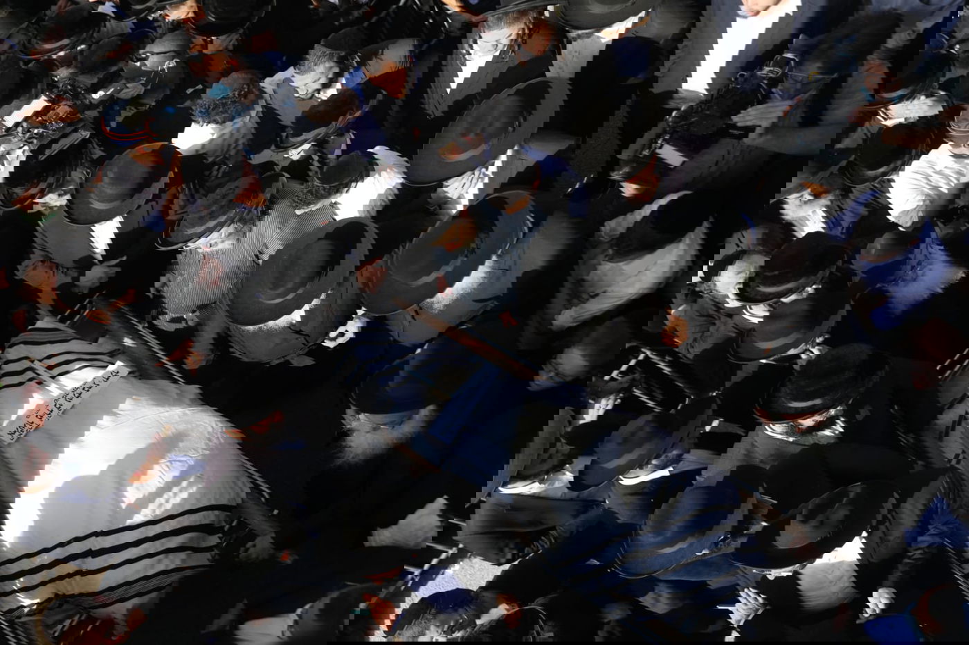 מזעזע: הילד ב'קדיש' על אביו שנהרג • צפו