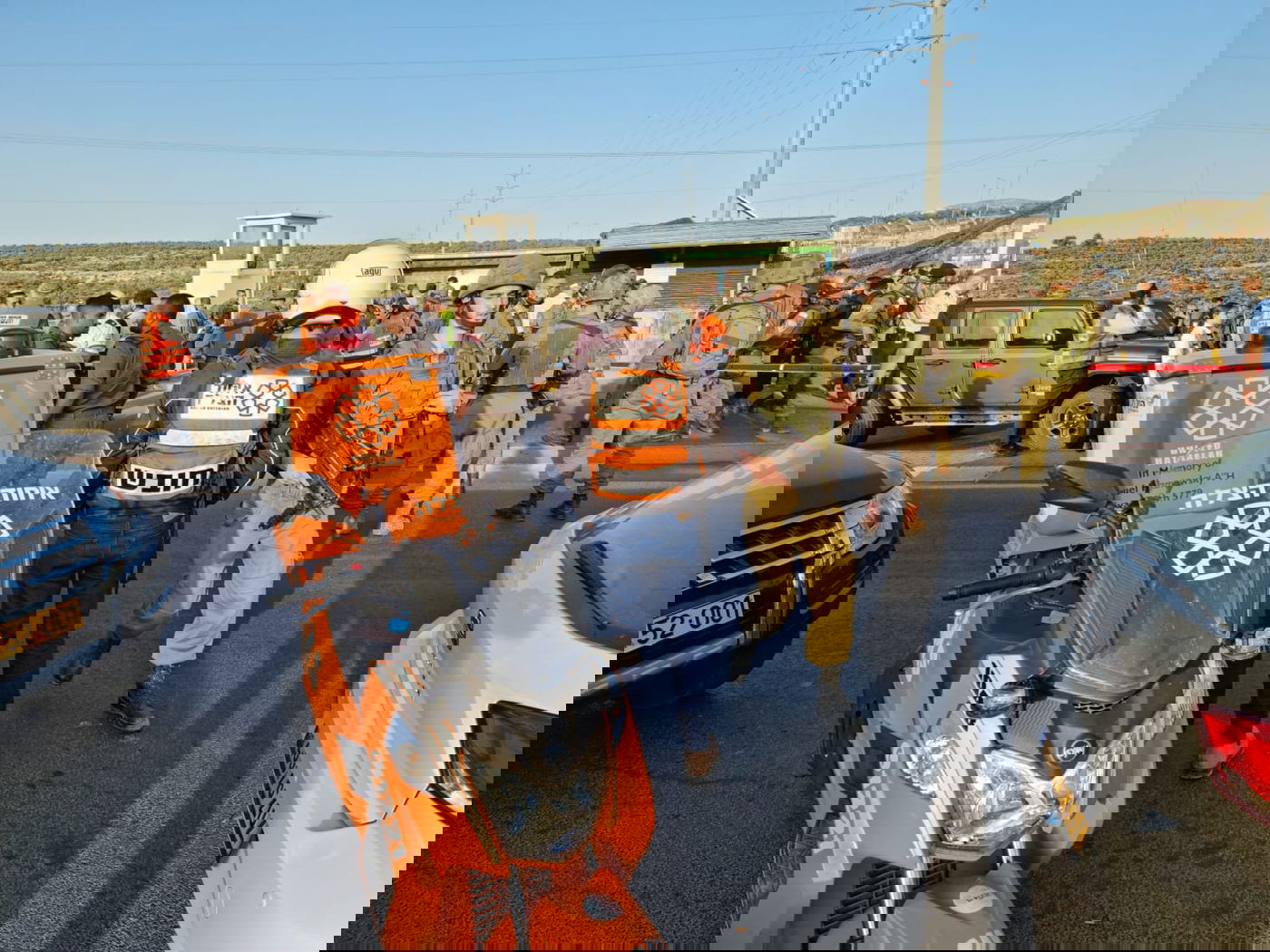 עמדו בתחנה ונורו: שני פצועים קשה בפיגוע ב'צומת תפוח'