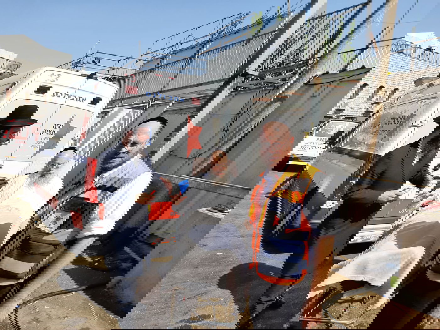 "שכבתי עם פנים אל הרצפה"; האברך שנפצע חזר למירון כדי להודות