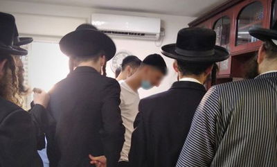 בבית המשפחה האבלה