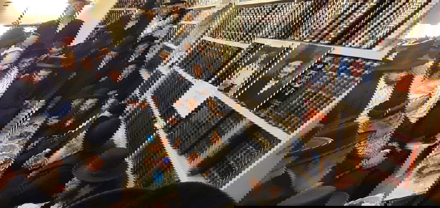 הראשון לציון הגר"י יוסף ביקר בבתי הרוגי מירון