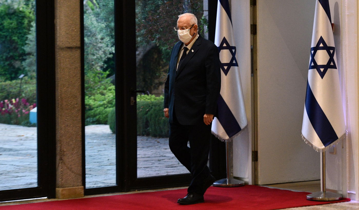 ריבלין, בדרך להצהרה • חיים צח / לע"מ