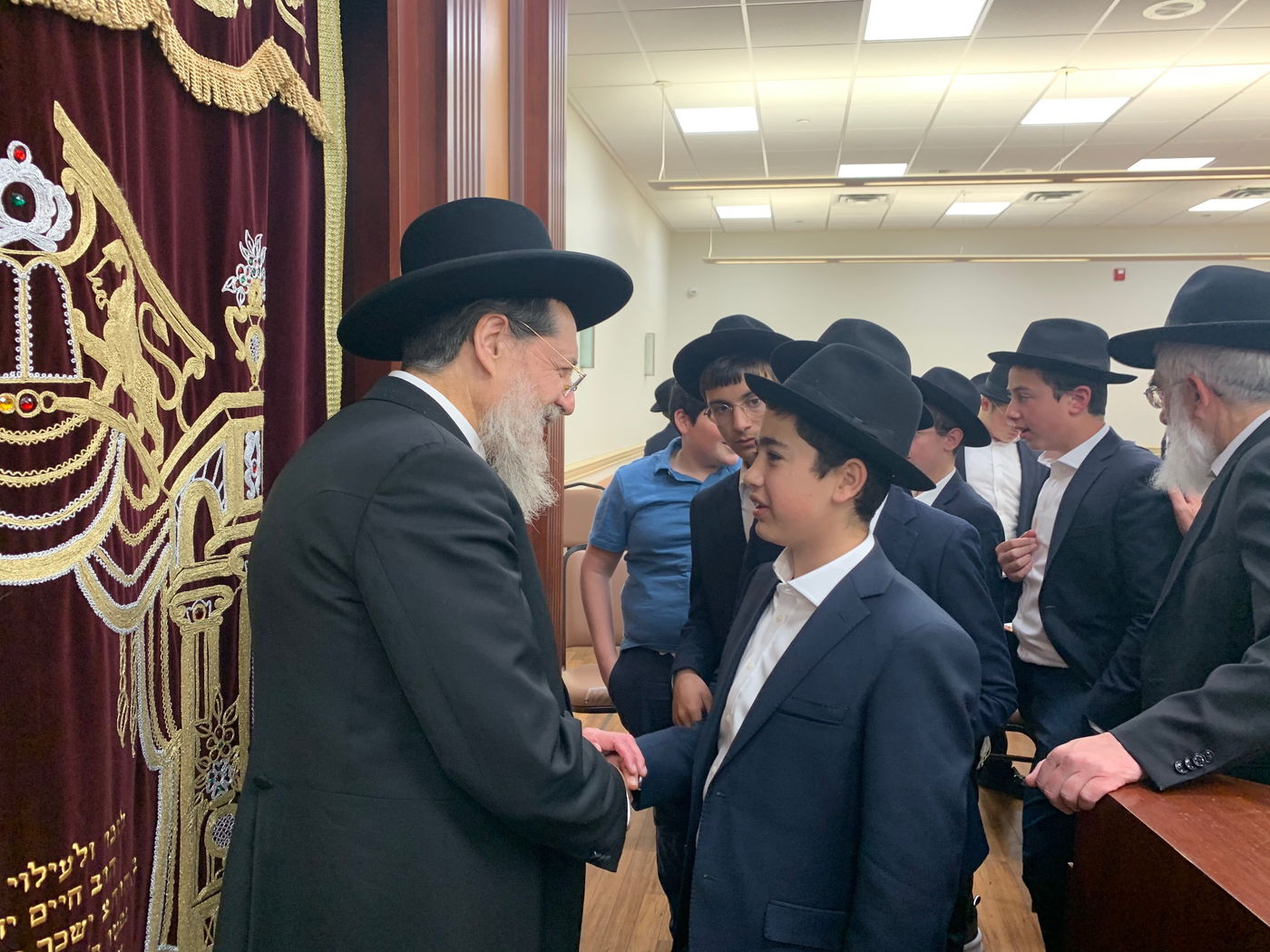 הגרב"צ קוק חיזק את הקהילות החרדיות בארה"ב; צפו