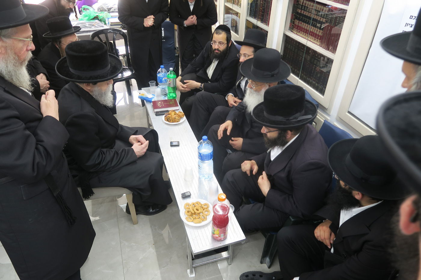 האדמו"ר מבאיאן ניחם את משפחות האסון