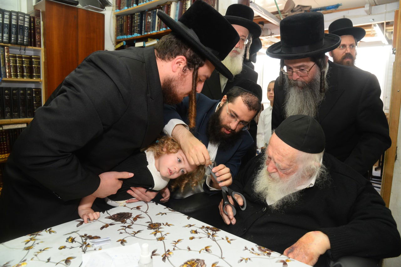 שָׁם קָנִיתָ הוֹדְךָ וַהֲדָרֶךָ: אלפי ילדי החלאקה אצל שר התורה