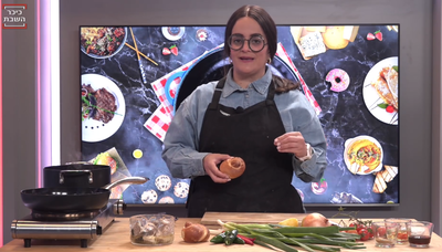 מתכון לסלט הרינג וברוסקטה - מושלם לקידוש של שבת בבוקר