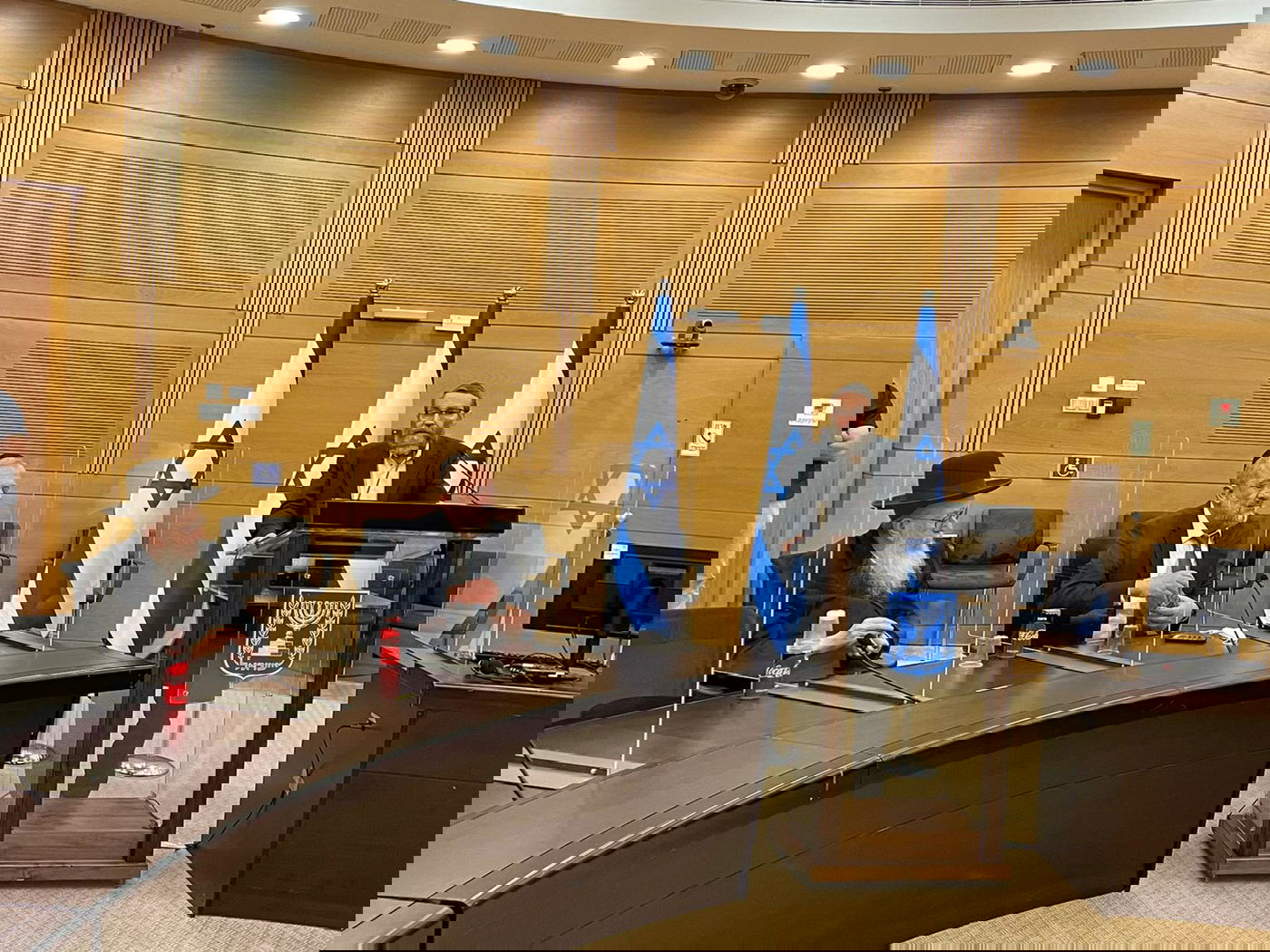 בכירי המפלגות החרדיות: "אנחנו לא סובלים שחושבים שאנחנו טיפשים"