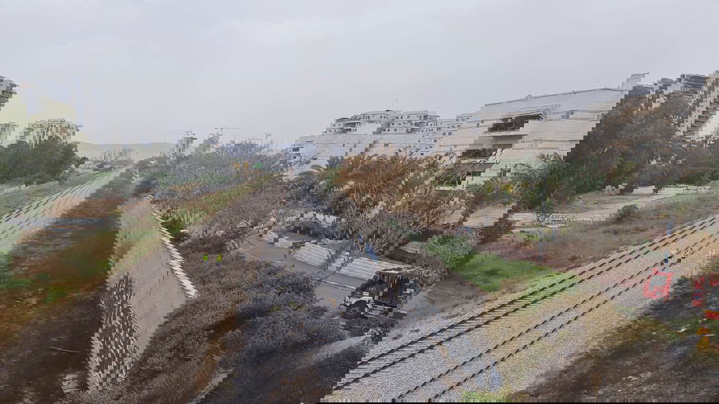 תקלה בבלמי רכבת גרמה לדליקות ענק בצפון • צפו