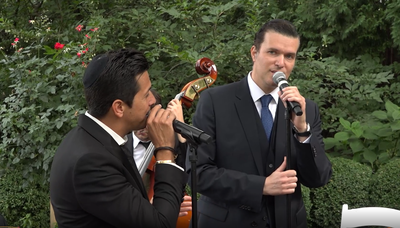 אוהד מושקוביץ ואבי פרץ מבצעים: אבינו שבשמים