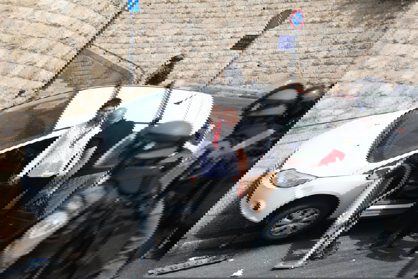 תיעוד דרמטי מירושלים: יהודים ניצלו מלינץ' בשער האריות