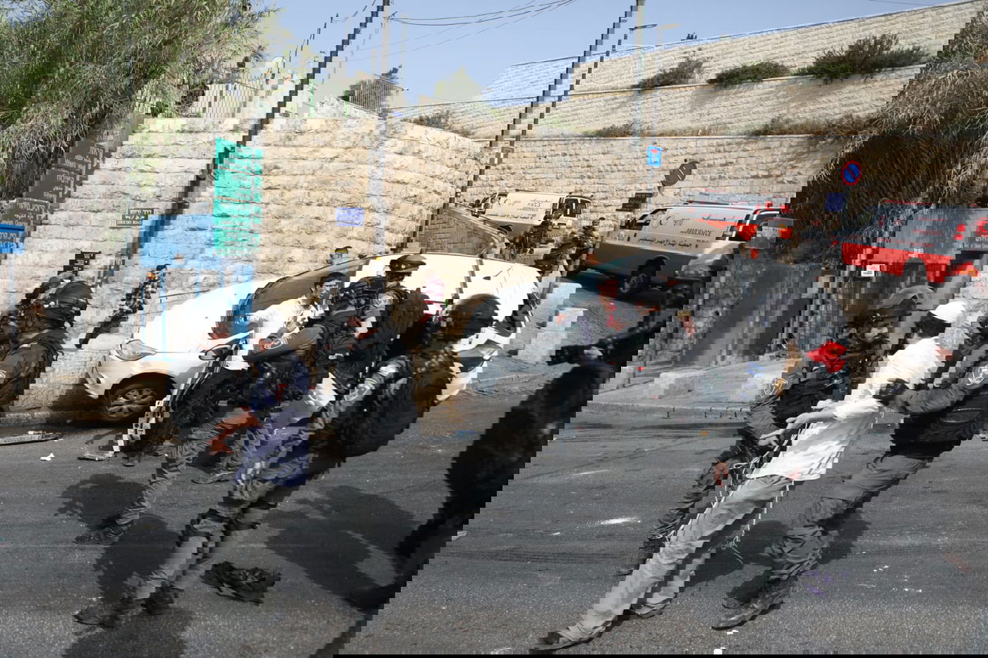 תיעוד דרמטי מירושלים: יהודים ניצלו מלינץ' בשער האריות