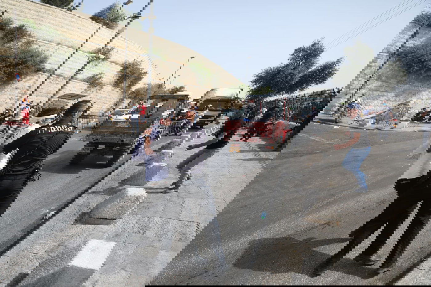 תיעוד דרמטי מירושלים: יהודים ניצלו מלינץ' בשער האריות