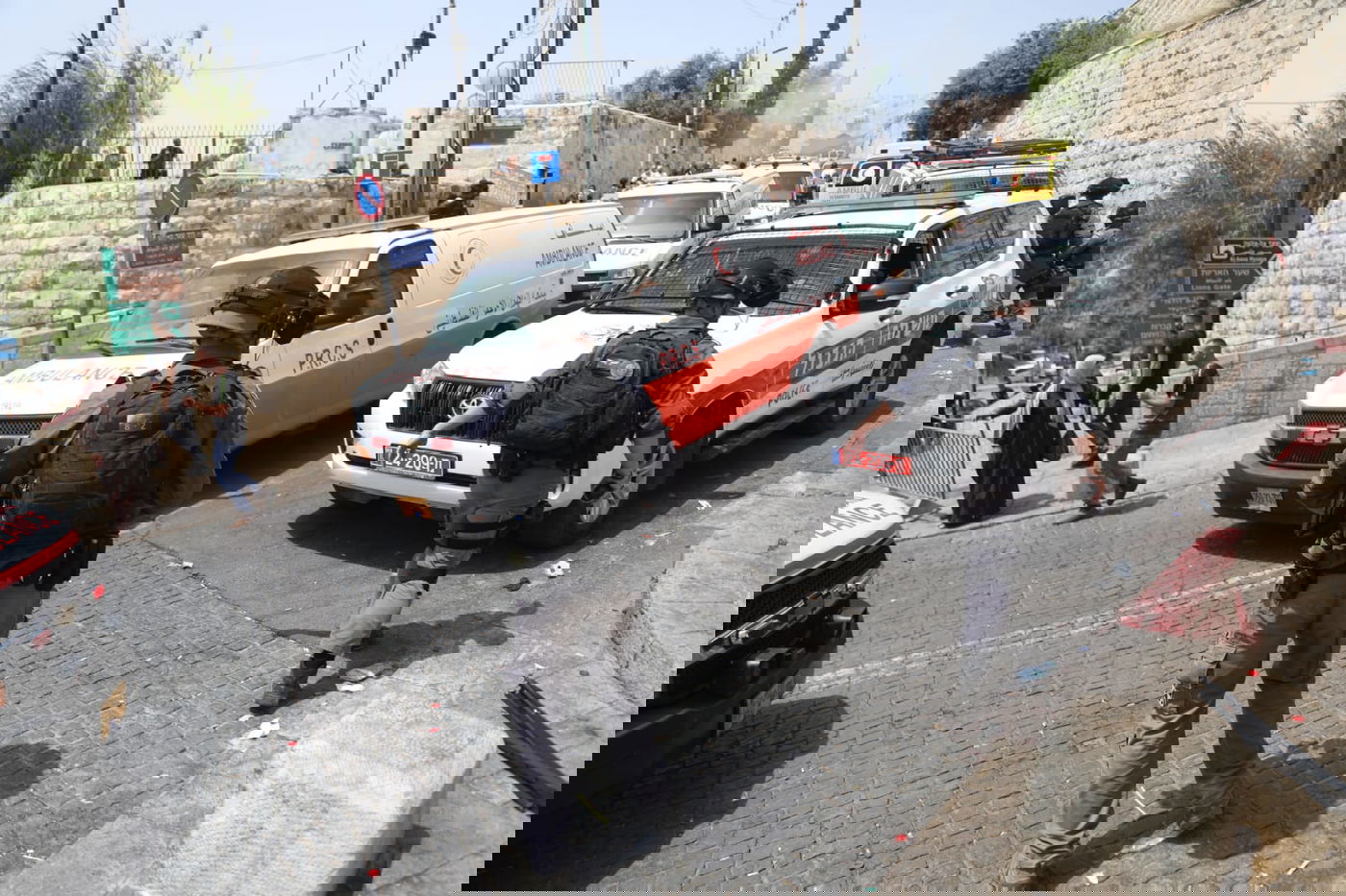 תיעוד דרמטי מירושלים: יהודים ניצלו מלינץ' בשער האריות