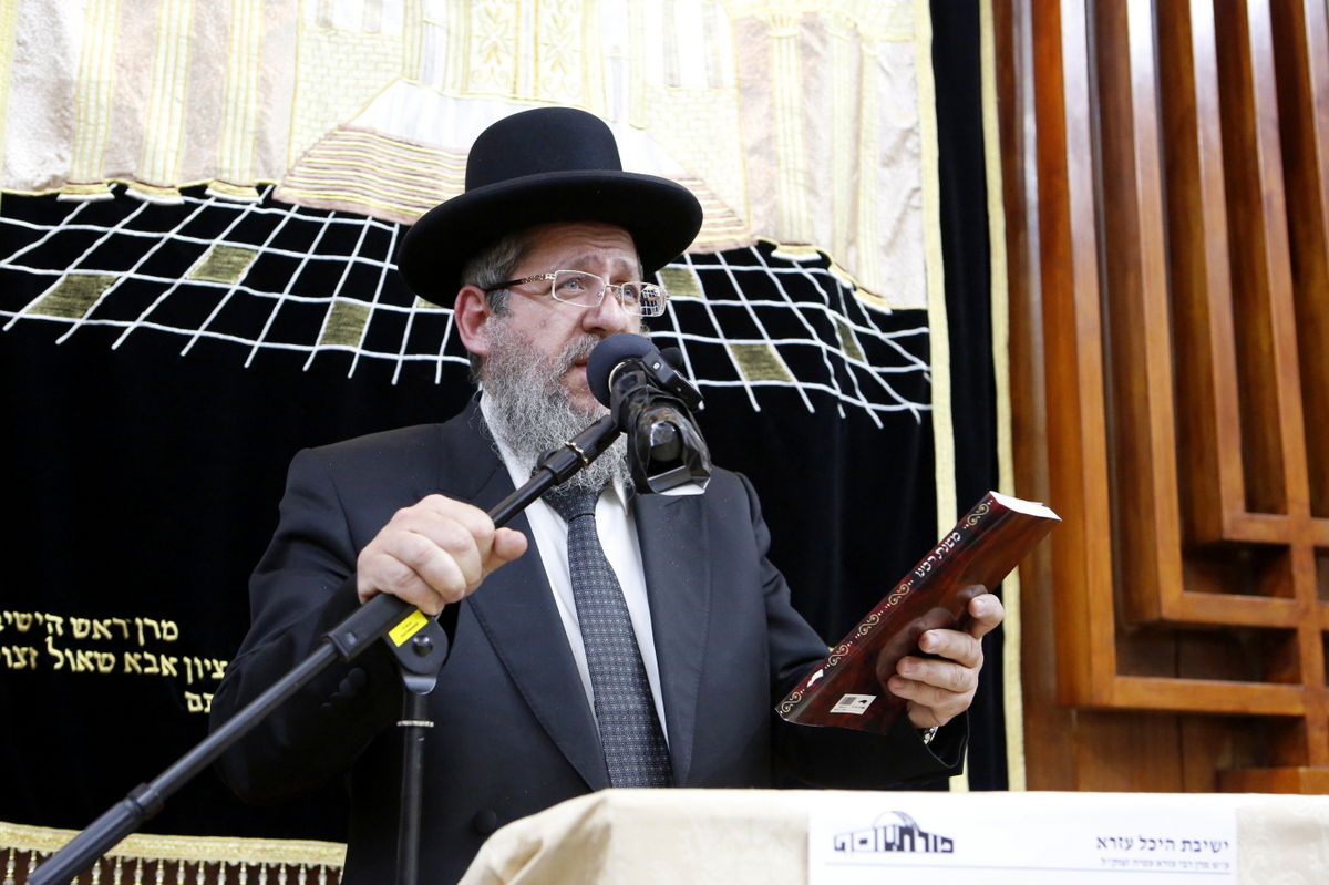 יובל שנים להסתלקותו: המונים בעצרת לזכר הגאון רבי עזרא עטיה זי"ע